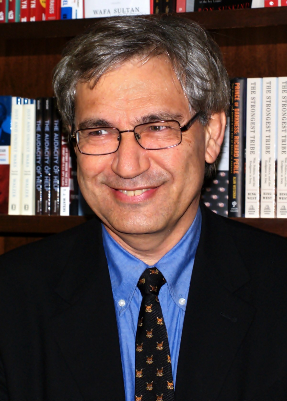 Orhan Pamuk Portre
